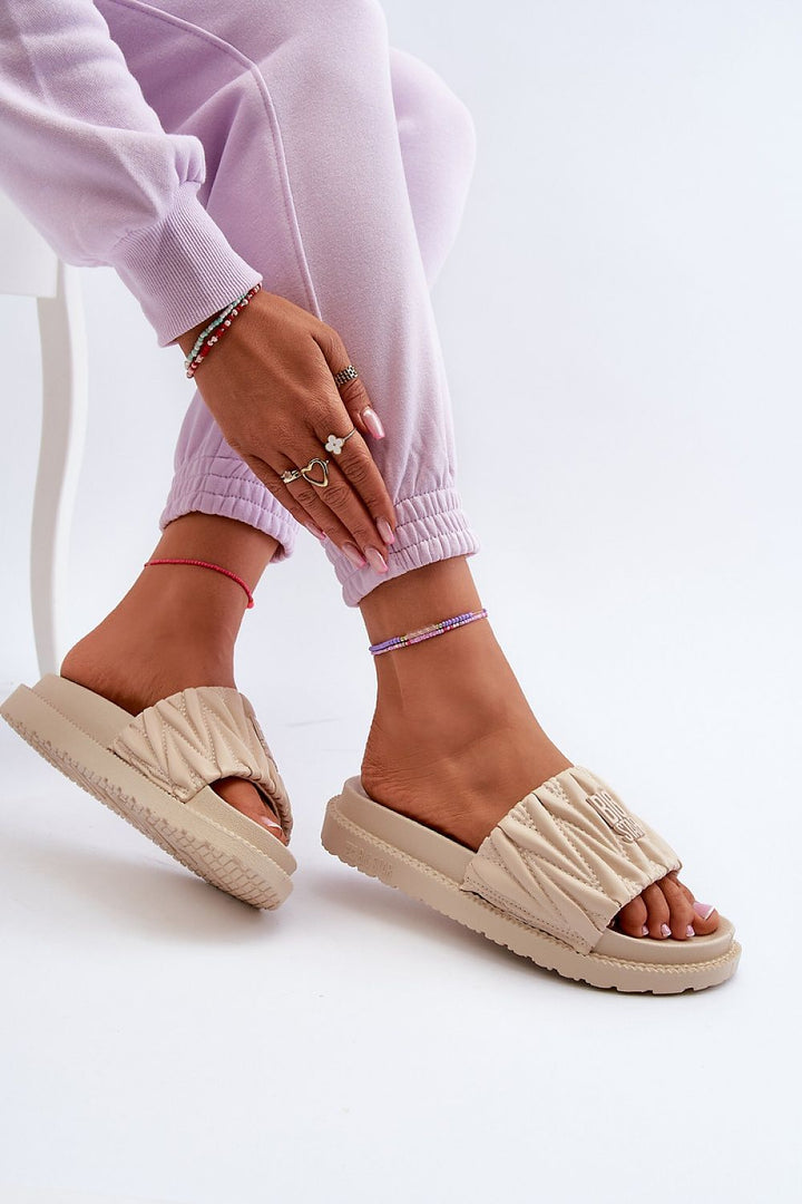 Flip-flops Step in style