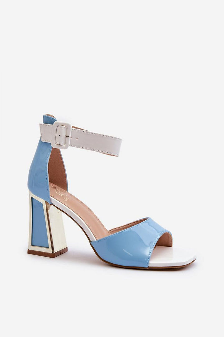 Heel sandals Step in style