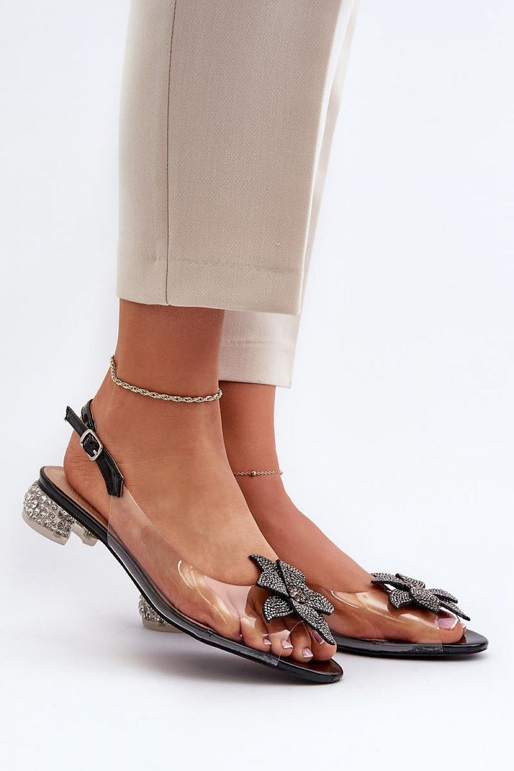 Heel sandals Step in style