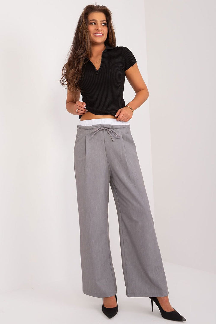 Women trousers Italy Moda