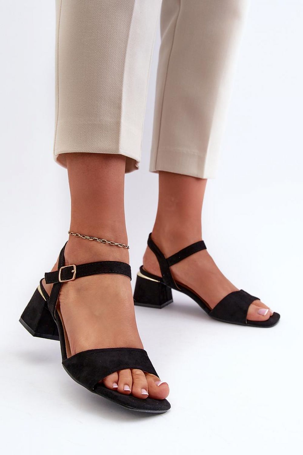 Sandals Step in style