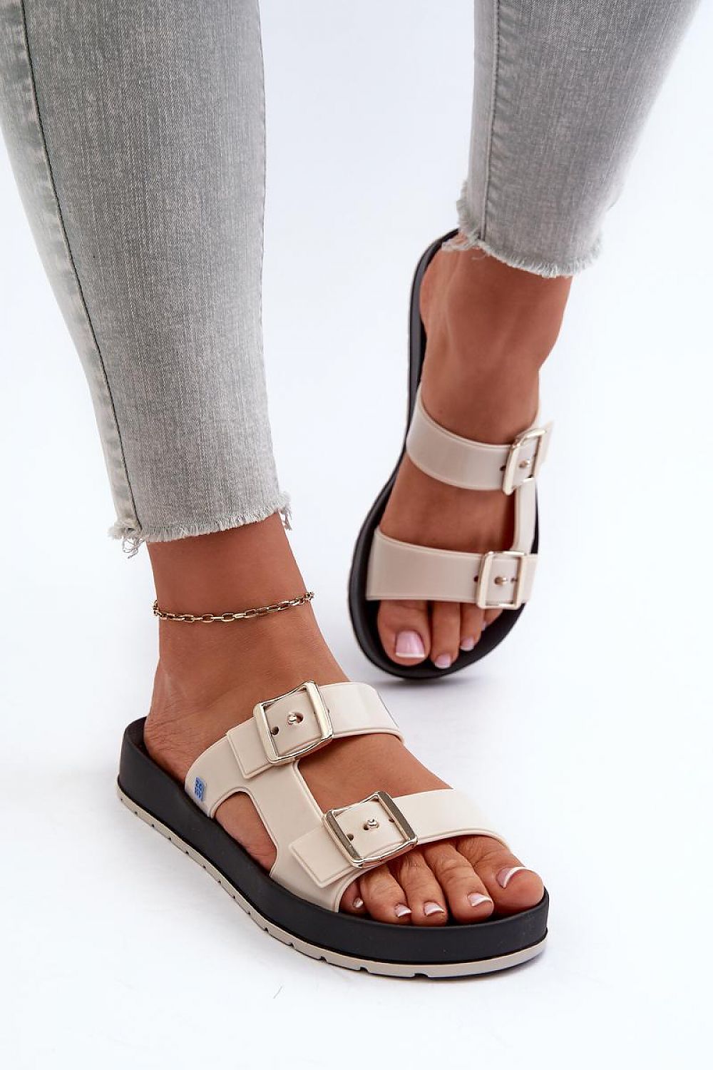 Flip-flops Step in style