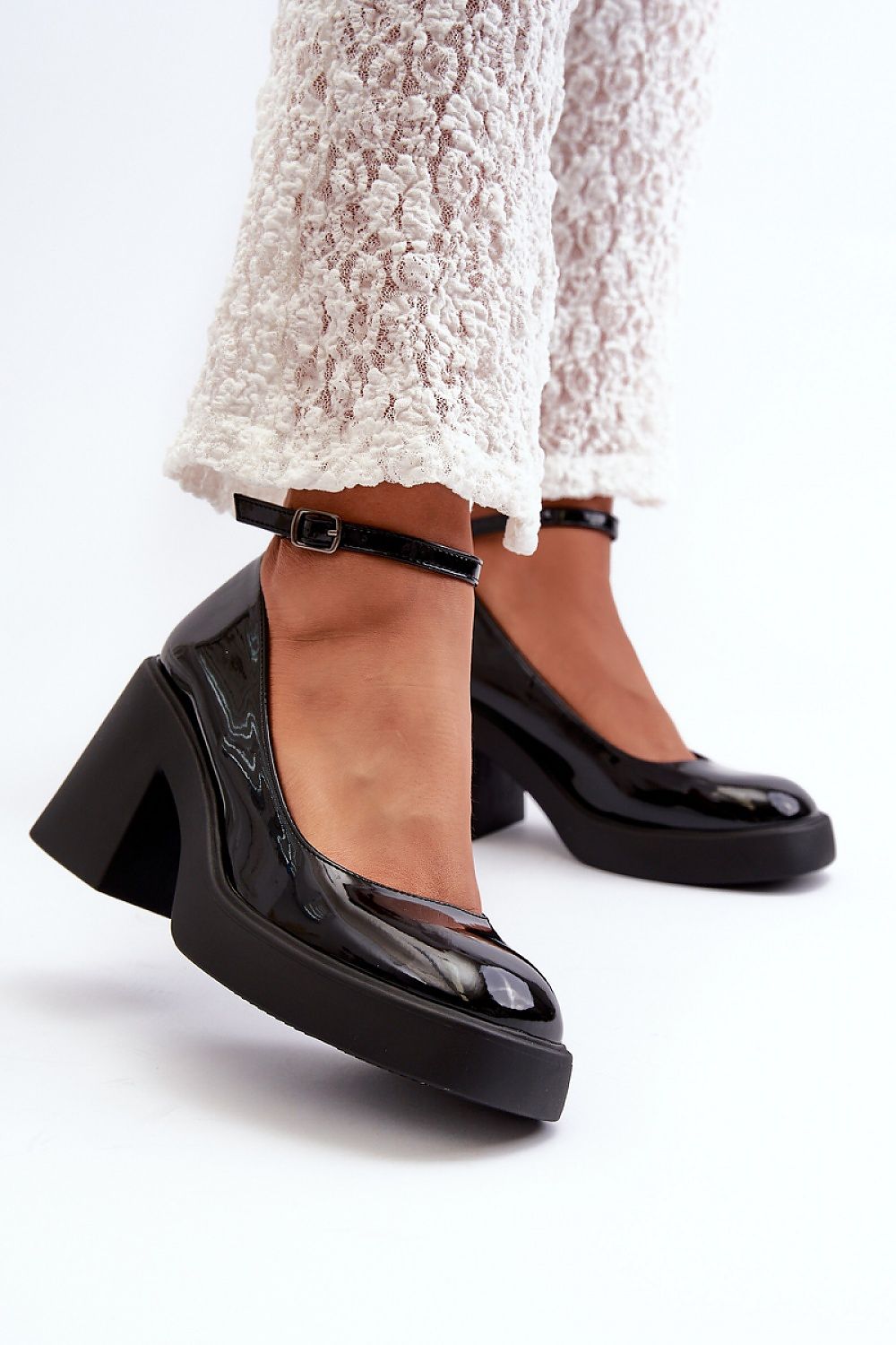 Heel pumps Step in style