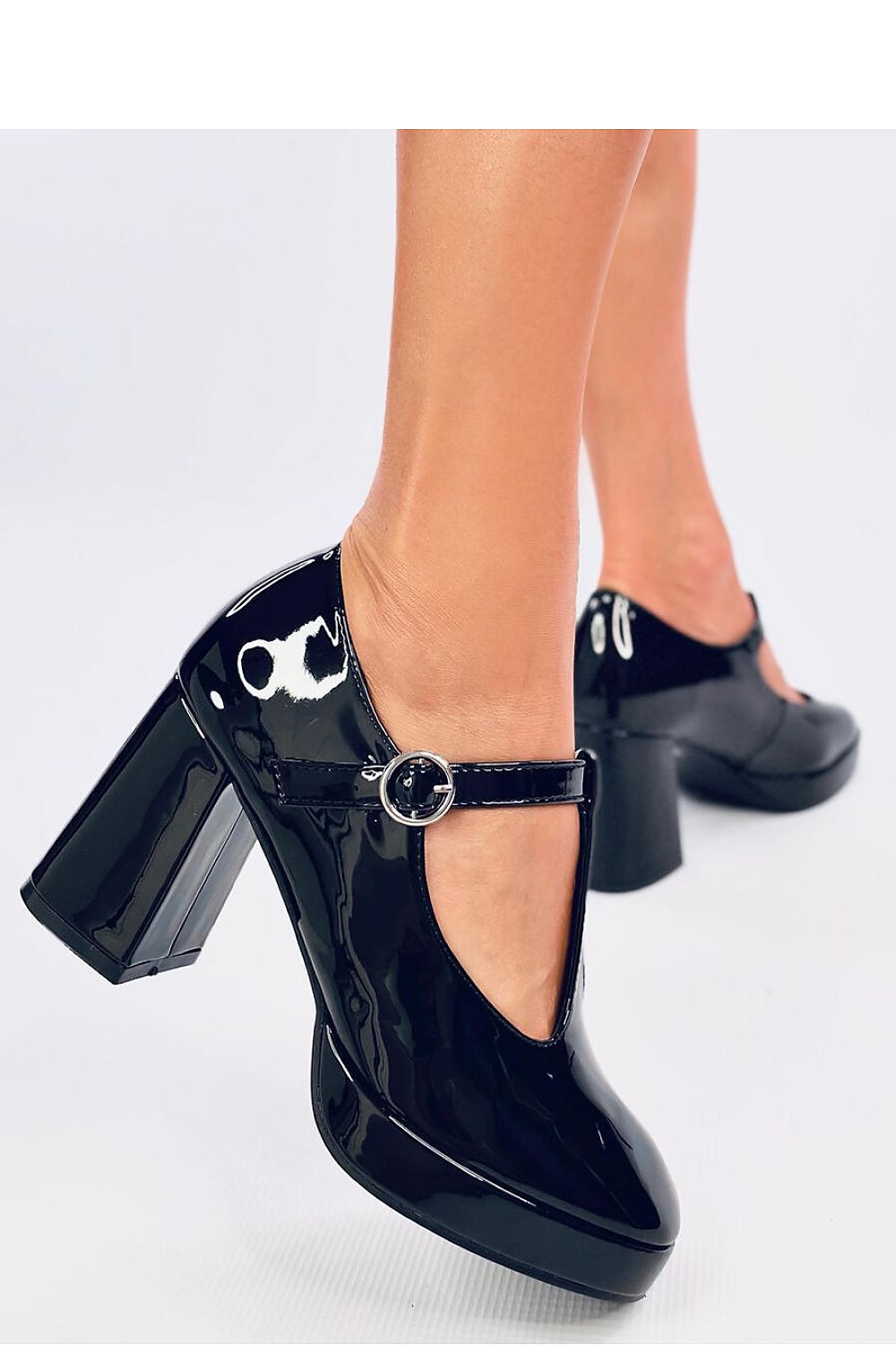 Platform pumps Inello