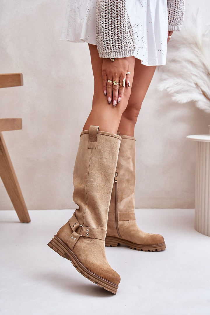 Thigh-Hight Boots Step in style