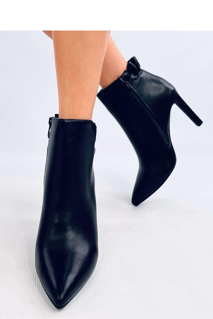 Heel boots Inello