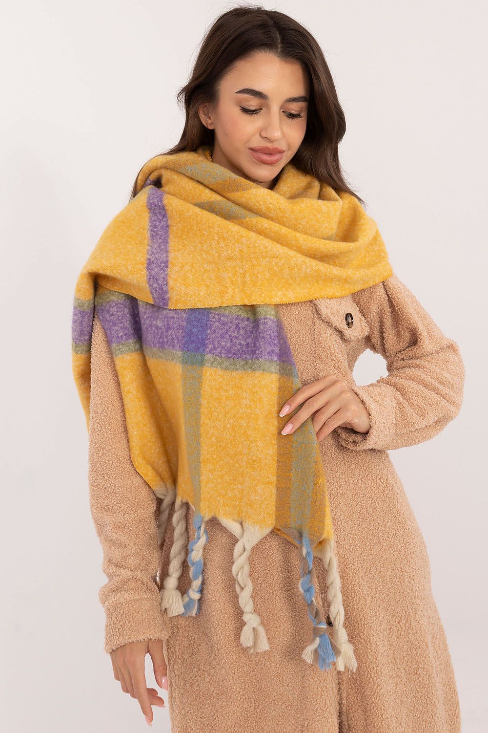 Shawl AT