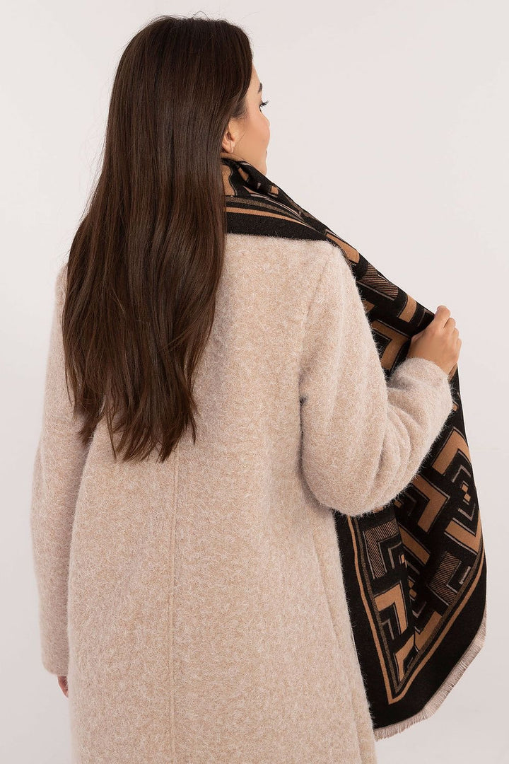 Shawl AT