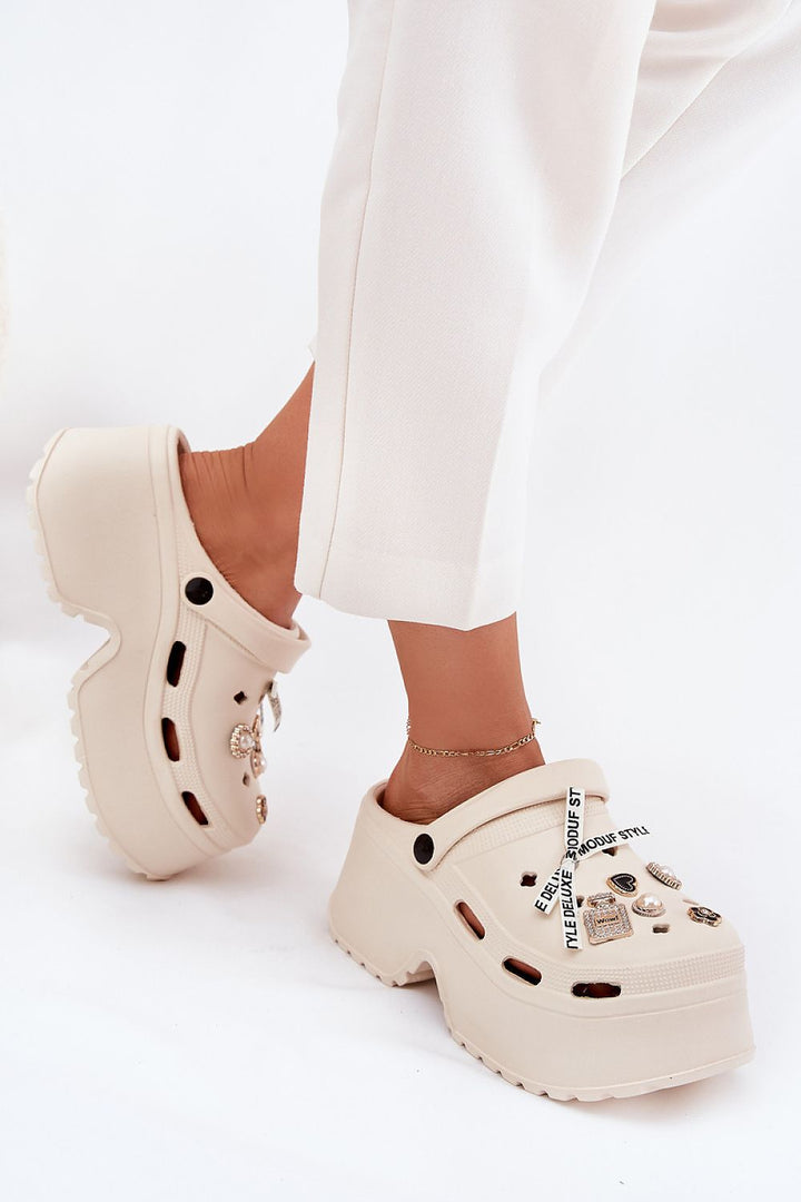  Flip-flops model 215051 Step in style 