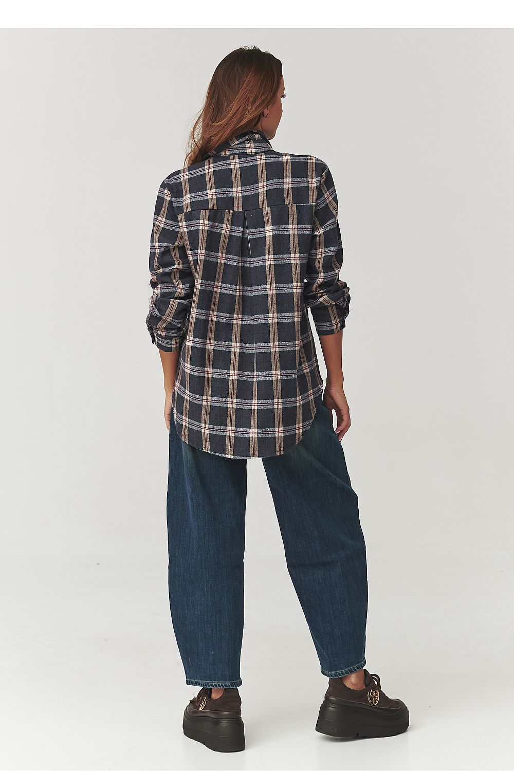  Long sleeve shirt model 219730 Makadamia 