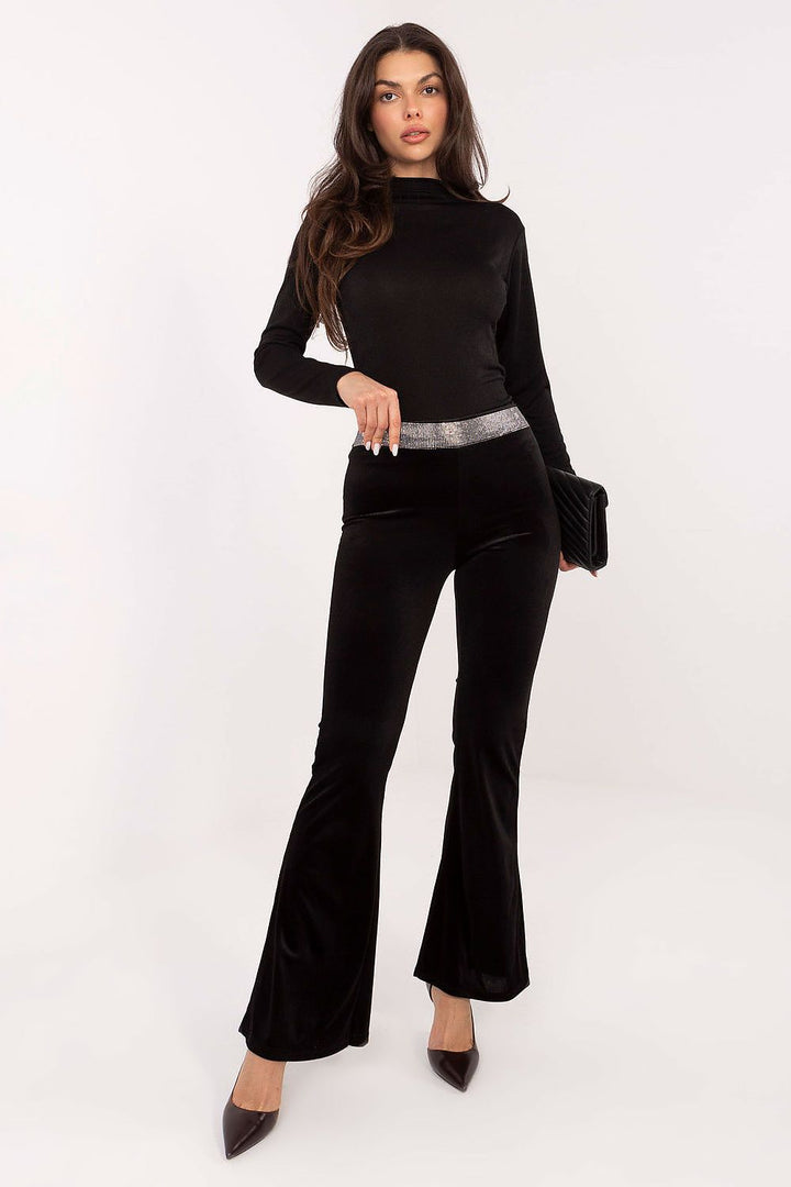  Women trousers model 221556 Italy Moda 
