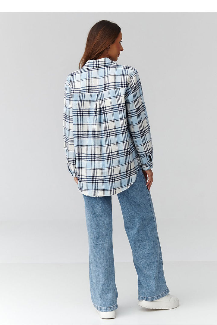  Long sleeve shirt model 224089 Makadamia 