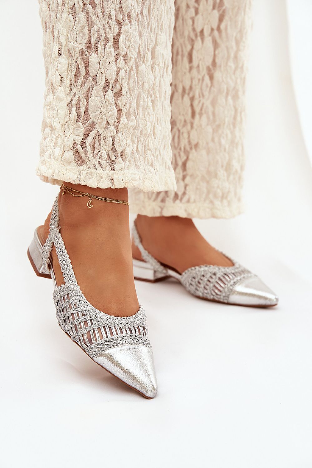  Sandals model 224498 Step in style 