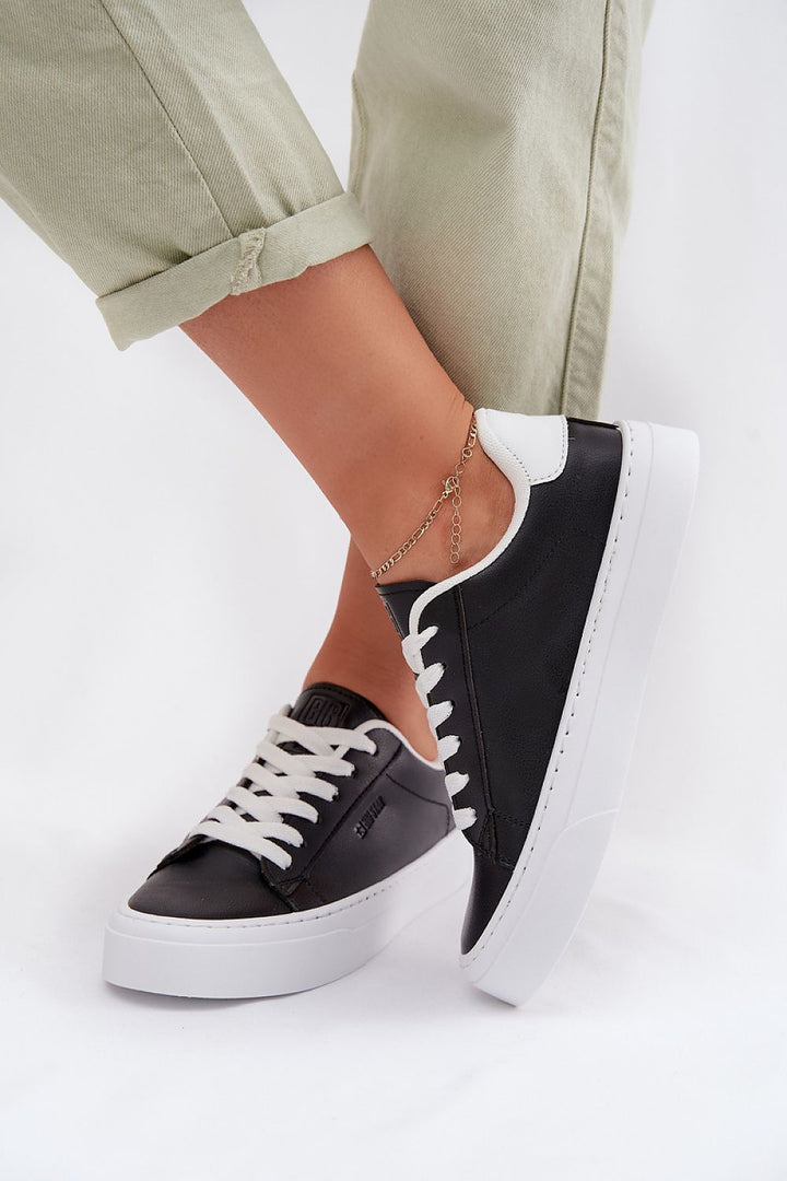  Sport Shoes model 224712 Step in style 