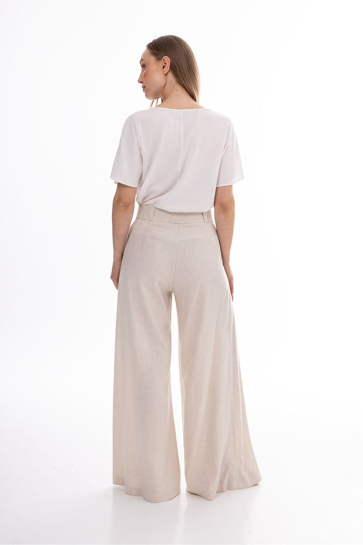  Women trousers model 225301 awama 