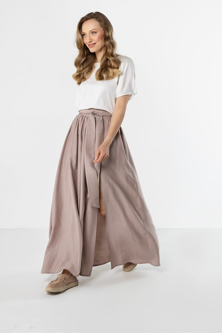  Long skirt model 225333 awama 