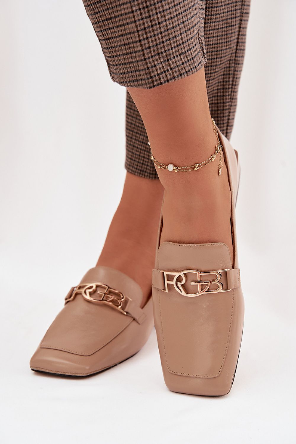  Flip-flops model 225362 Step in style 