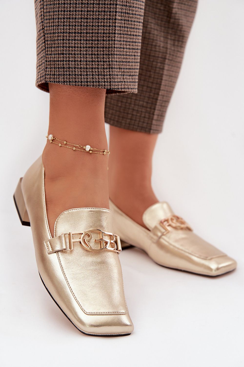  Flip-flops model 225363 Step in style 