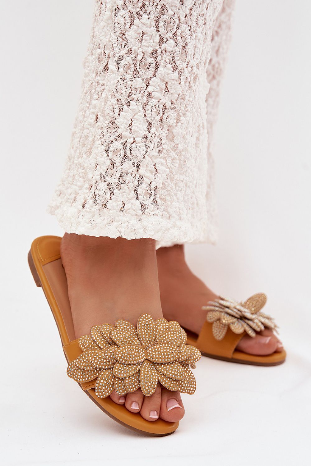  Flip-flops model 225388 Step in style 