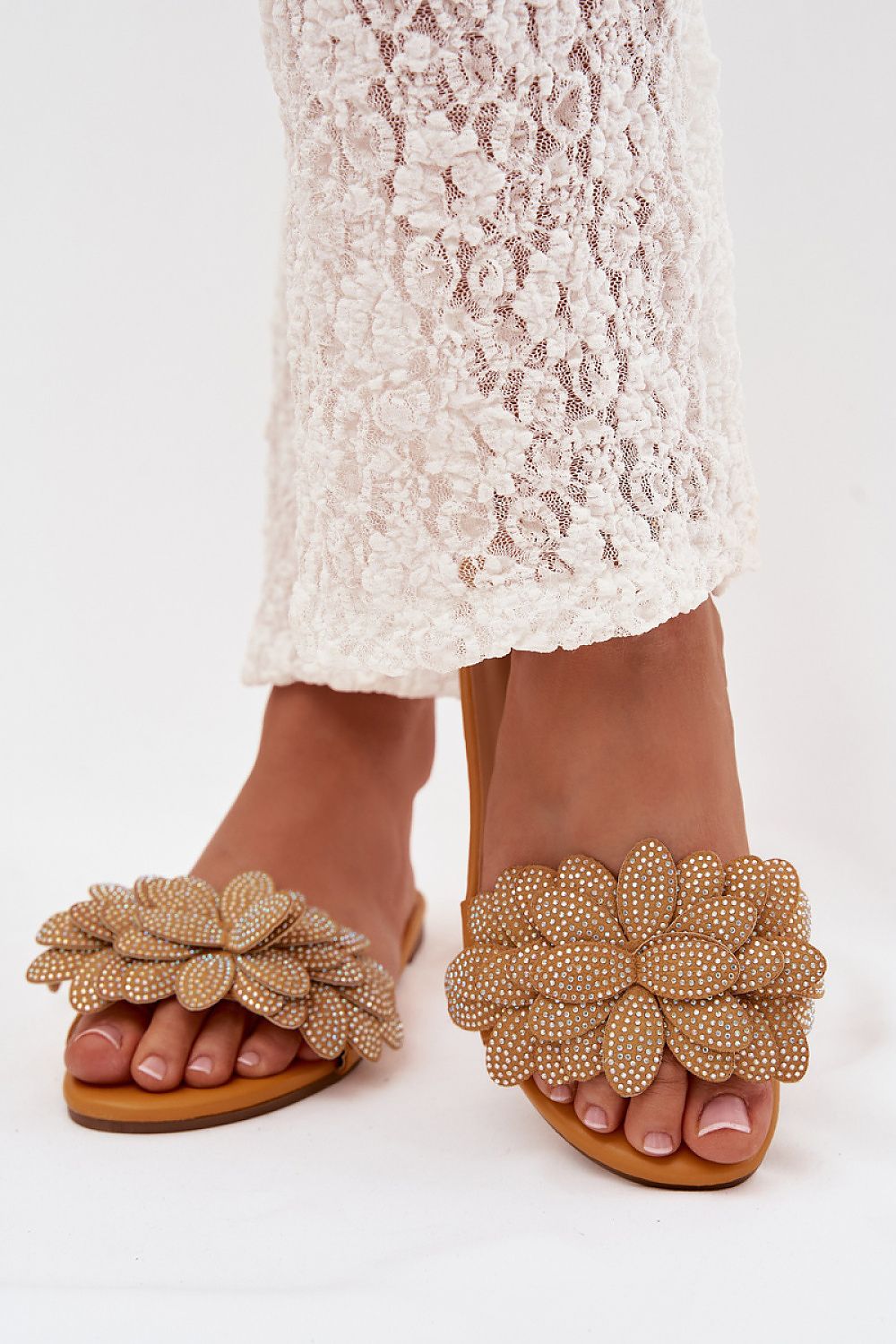  Flip-flops model 225388 Step in style 