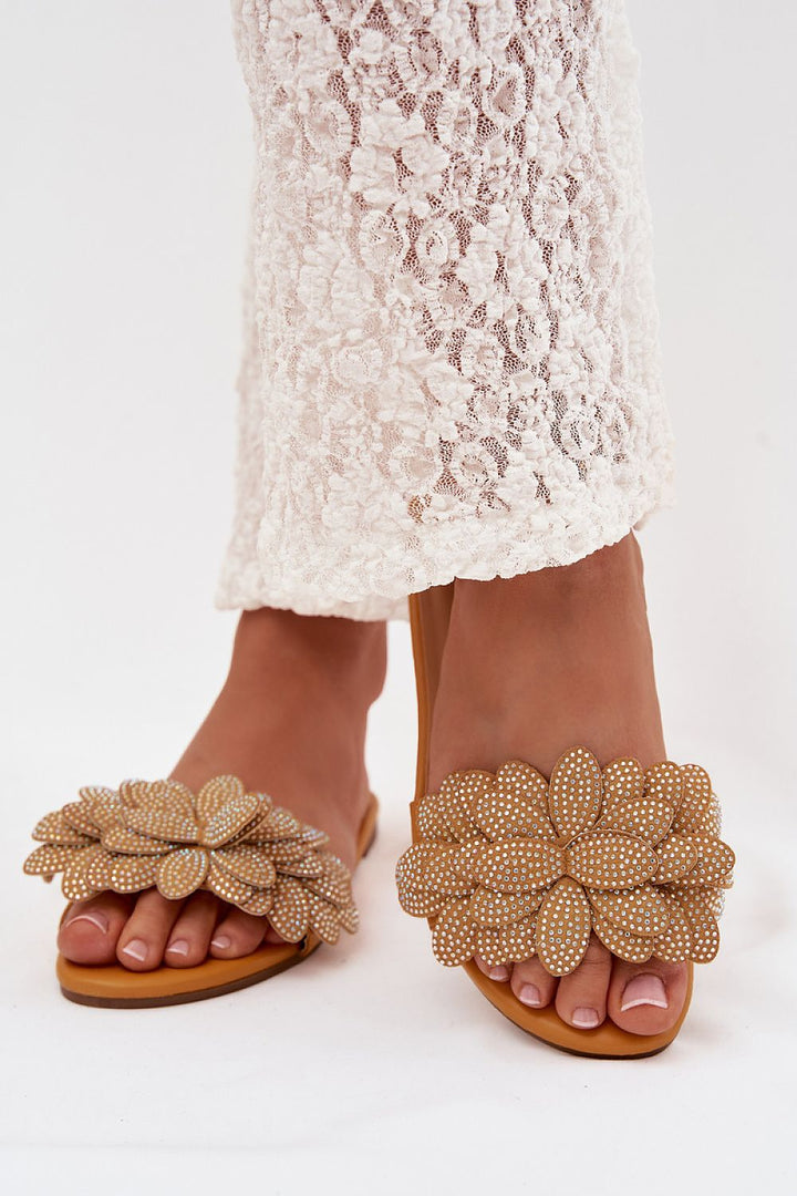  Flip-flops model 225388 Step in style 