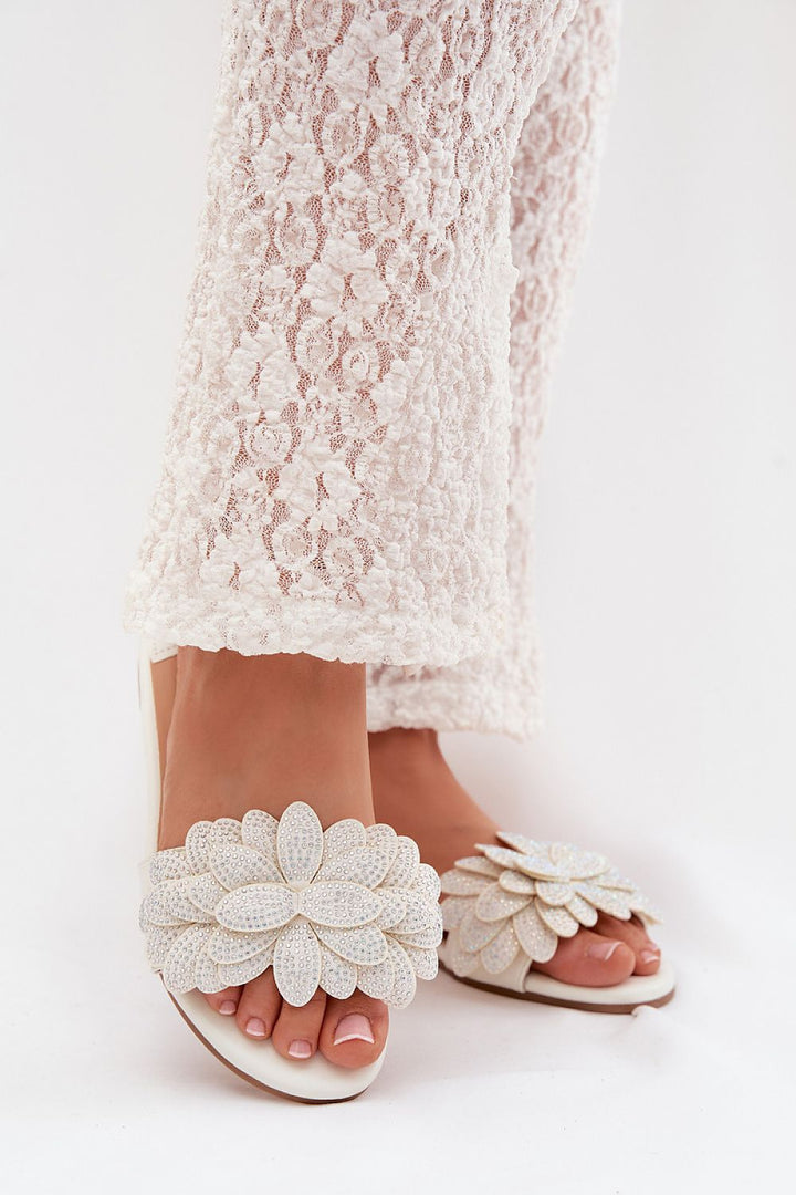  Flip-flops model 225389 Step in style 