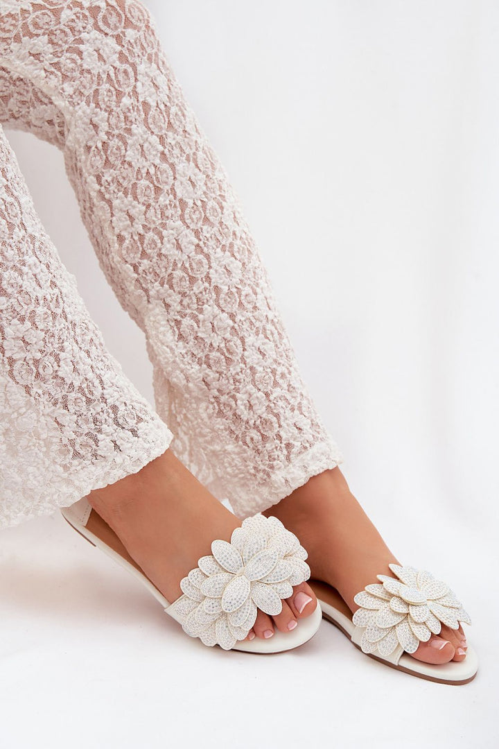  Flip-flops model 225389 Step in style 