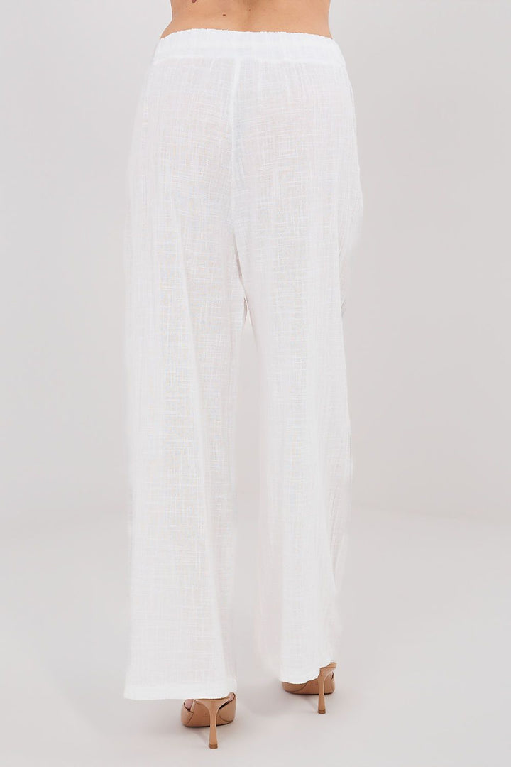  Women trousers model 225492 Italy Moda 