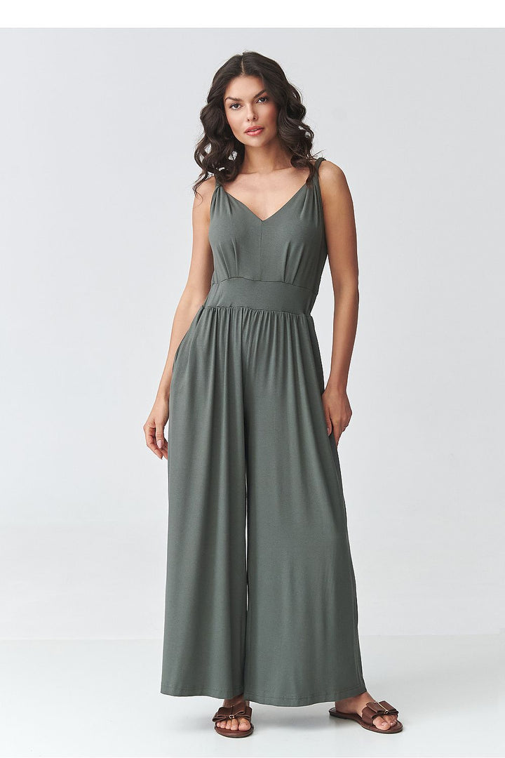  Suit model 225660 Makadamia 