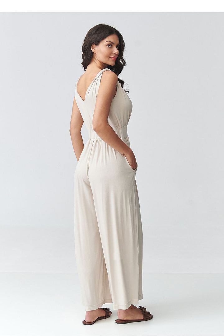  Suit model 225661 Makadamia 