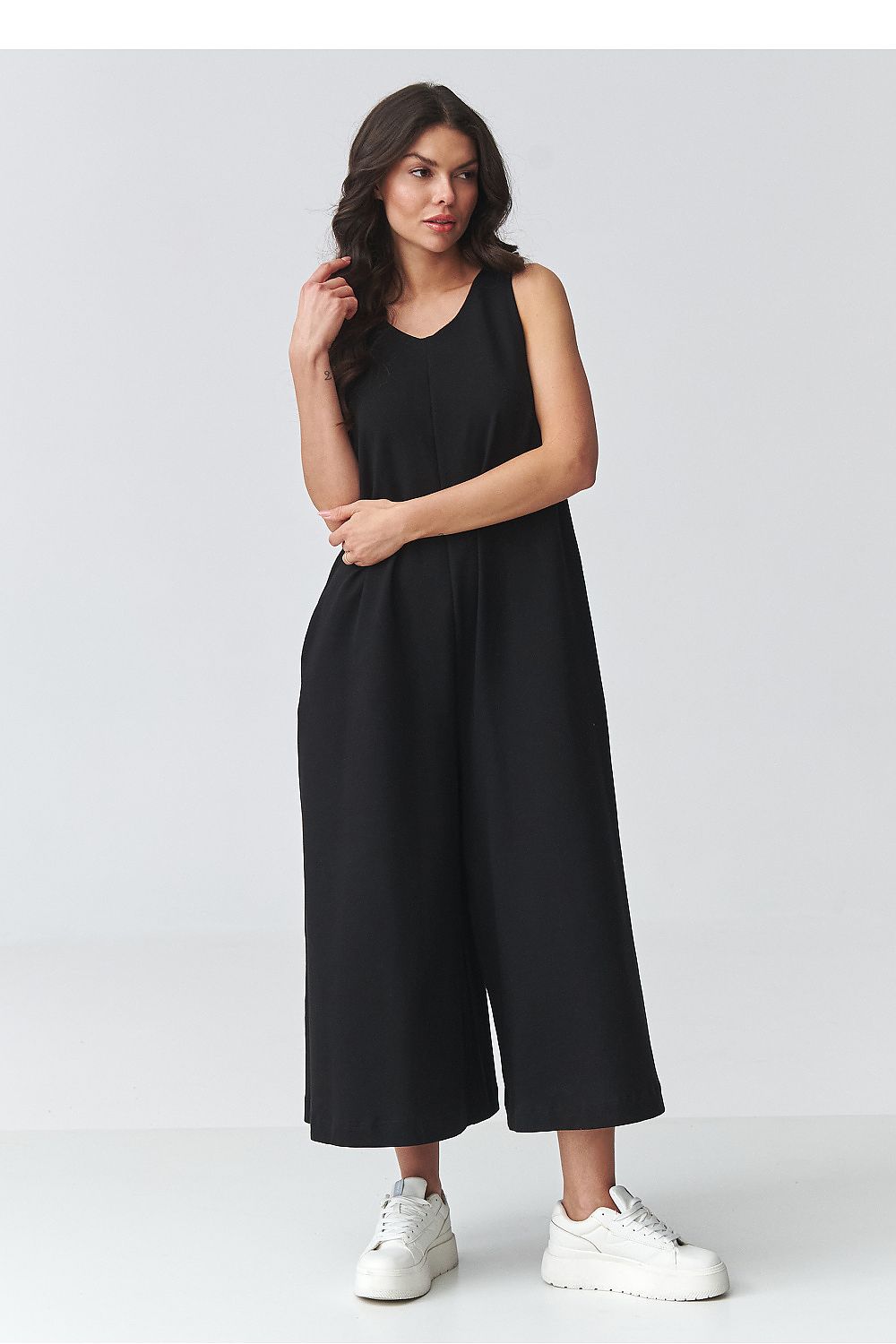  Suit model 225673 Makadamia 