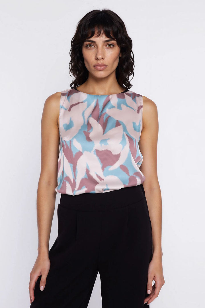  Blouse model 225828 Nife 