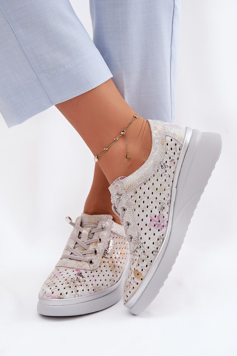  Half shoes model 226323 Step in style 