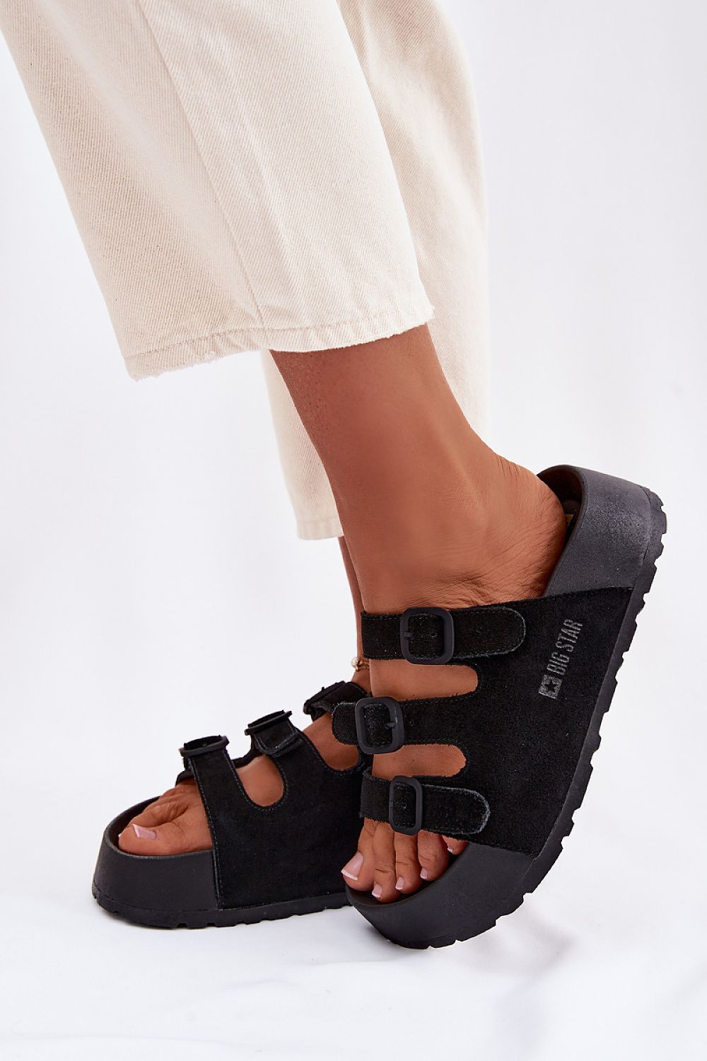 Flip-flops model 226347 Step in style 