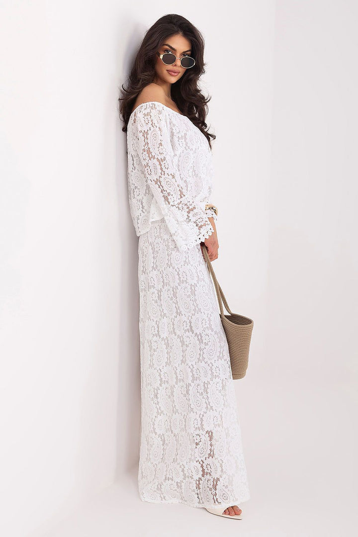  Lace pants model 226611 Italy Moda 