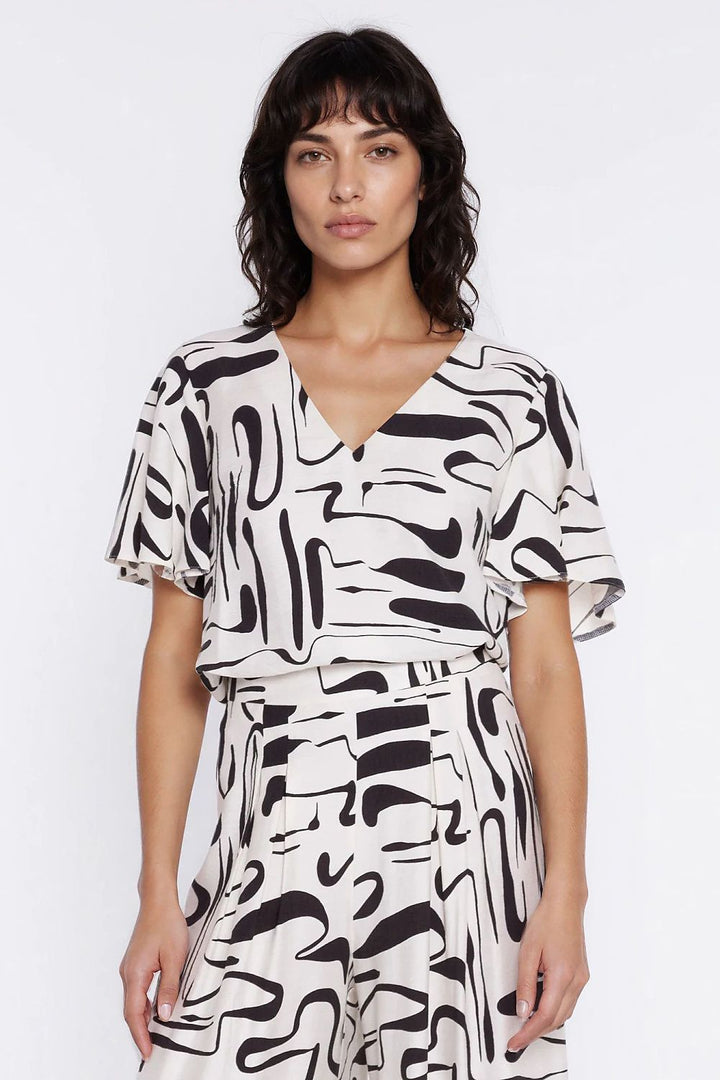  Blouse model 228021 Nife 
