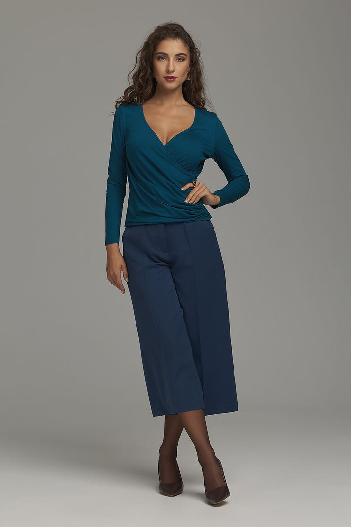  Women trousers model 231663 Nife 
