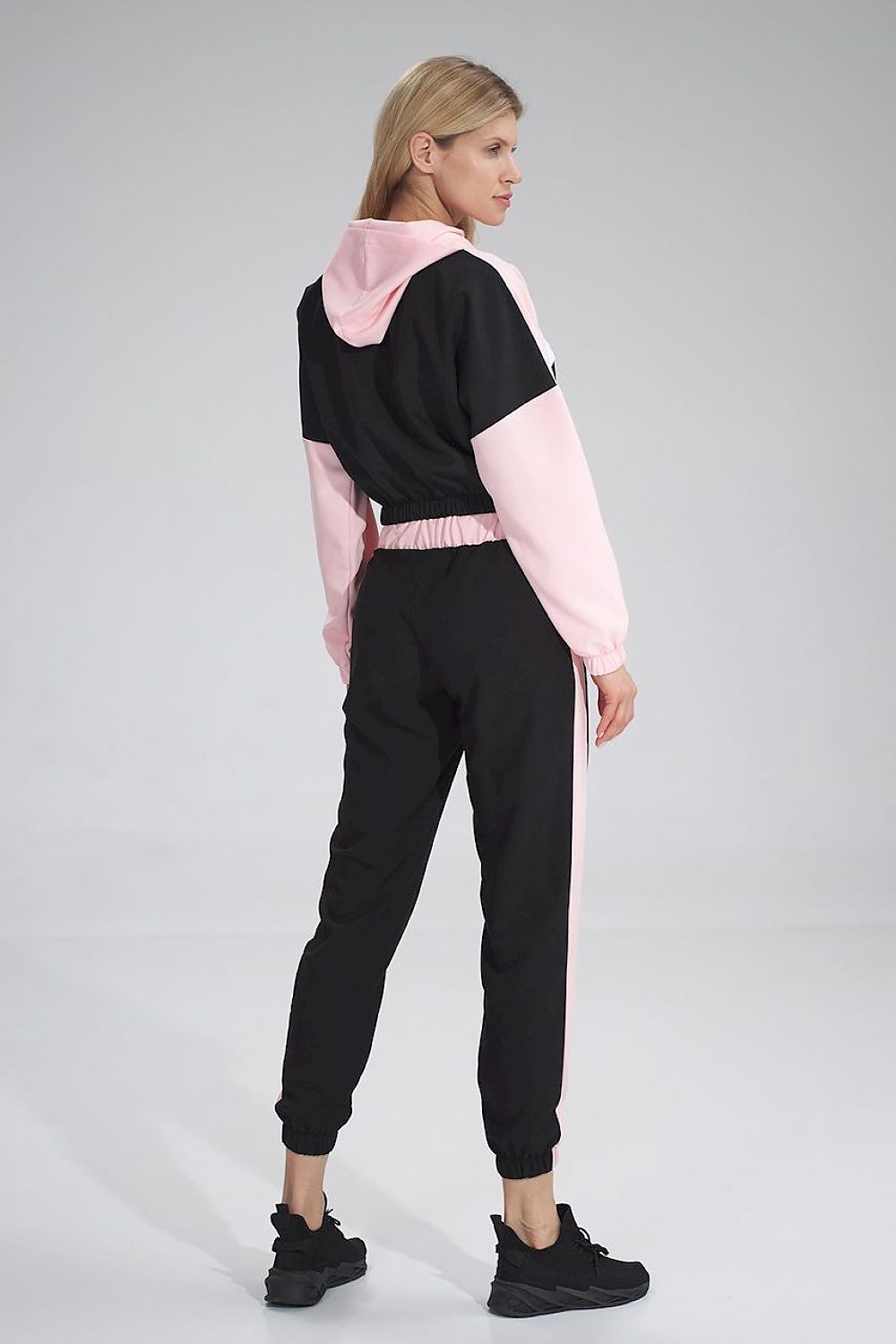  Tracksuit trousers model 154686 Figl 