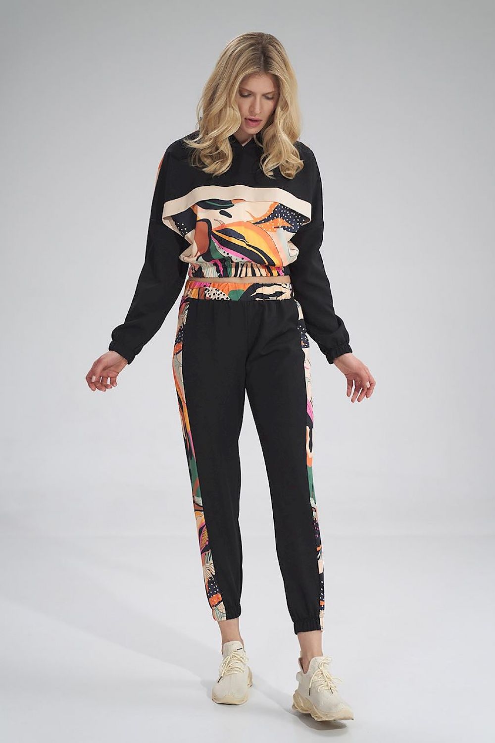  Tracksuit trousers model 154693 Figl 