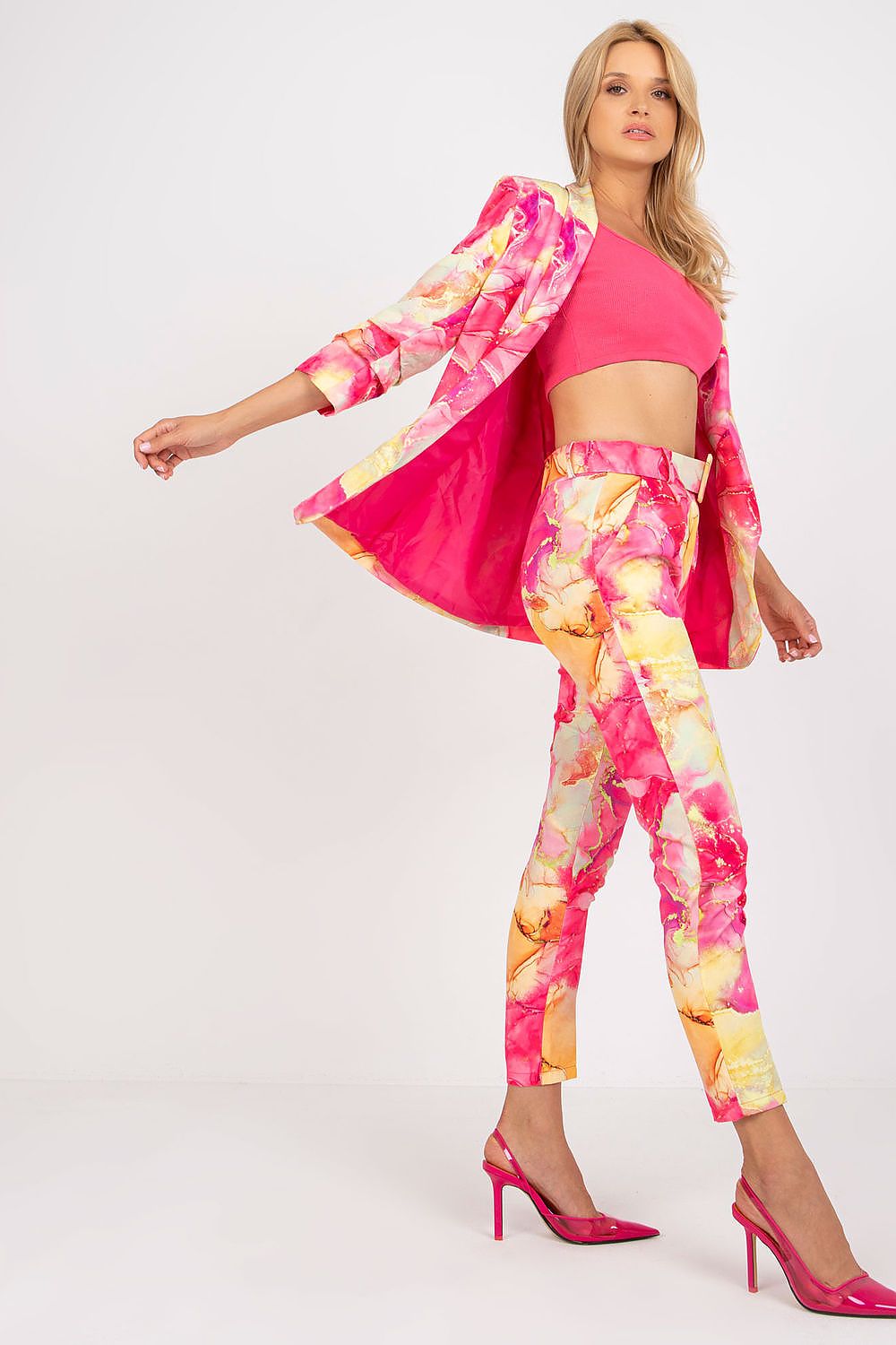  Women trousers model 166297 Italy Moda 