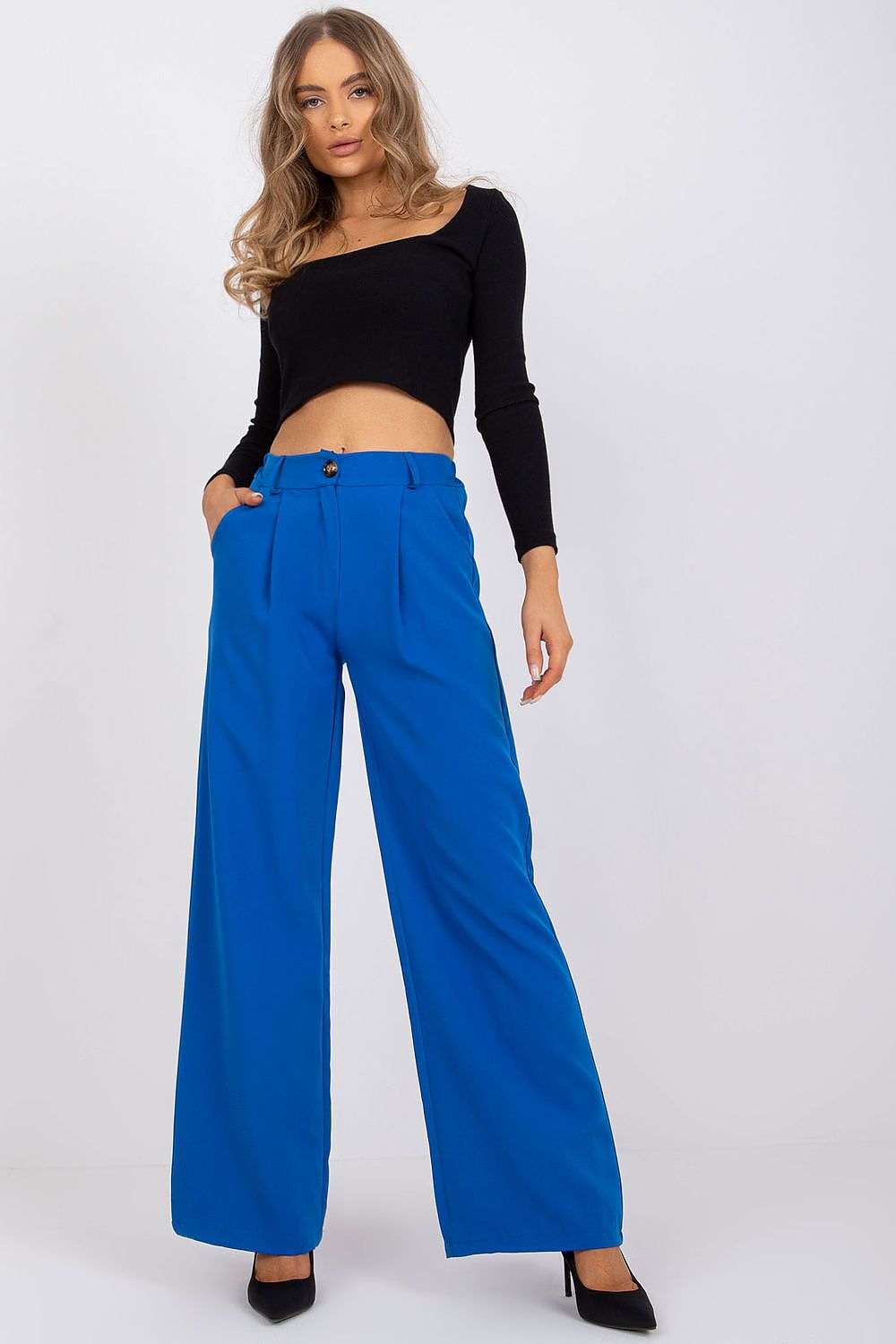  Women trousers model 166901 Italy Moda 