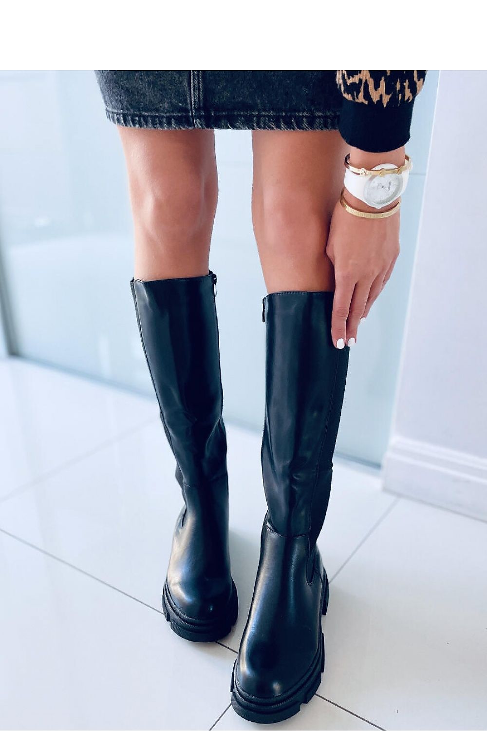 Thigh-Hight Boots Inello