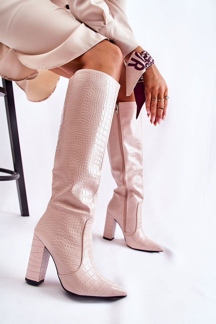 Heel boots Step in style