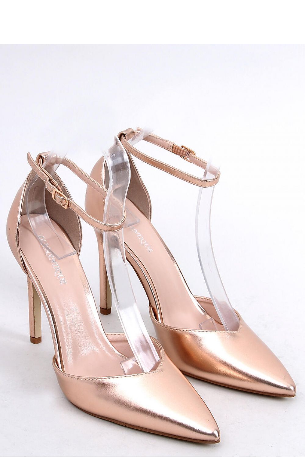 High heels Inello