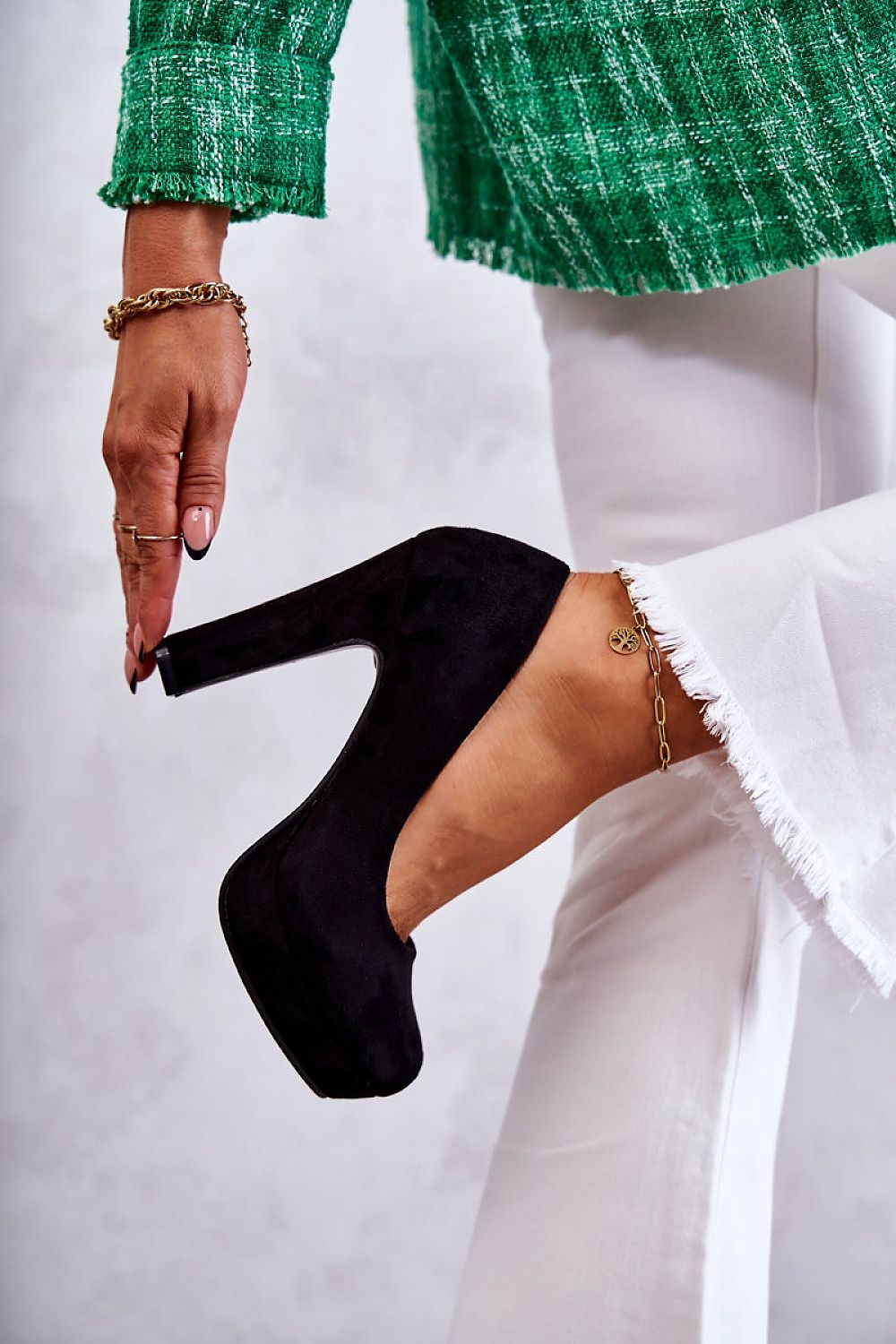 Block heel pumps Step in style