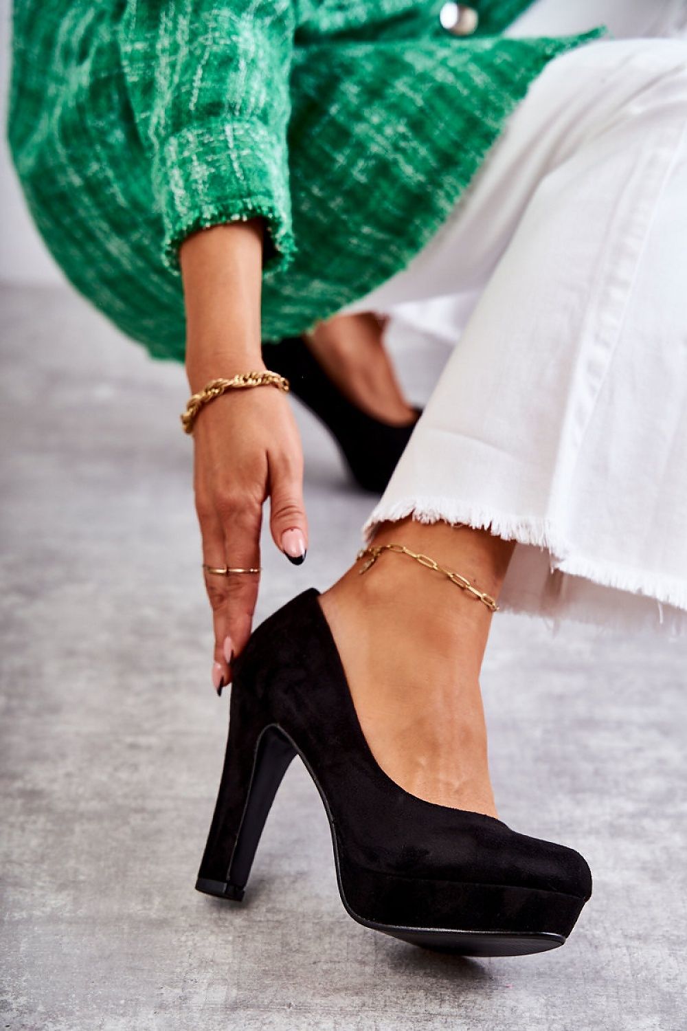 Block heel pumps Step in style