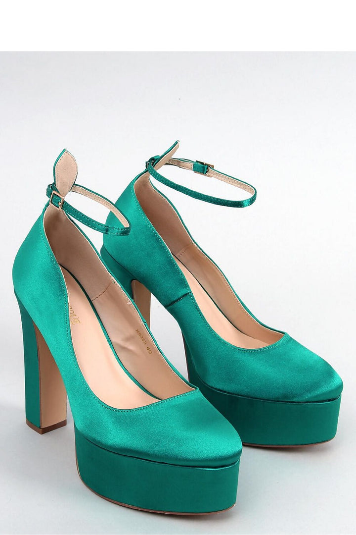 Platform pumps Inello