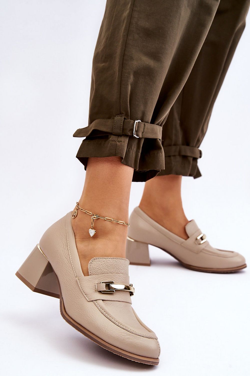 Heel pumps Step in style