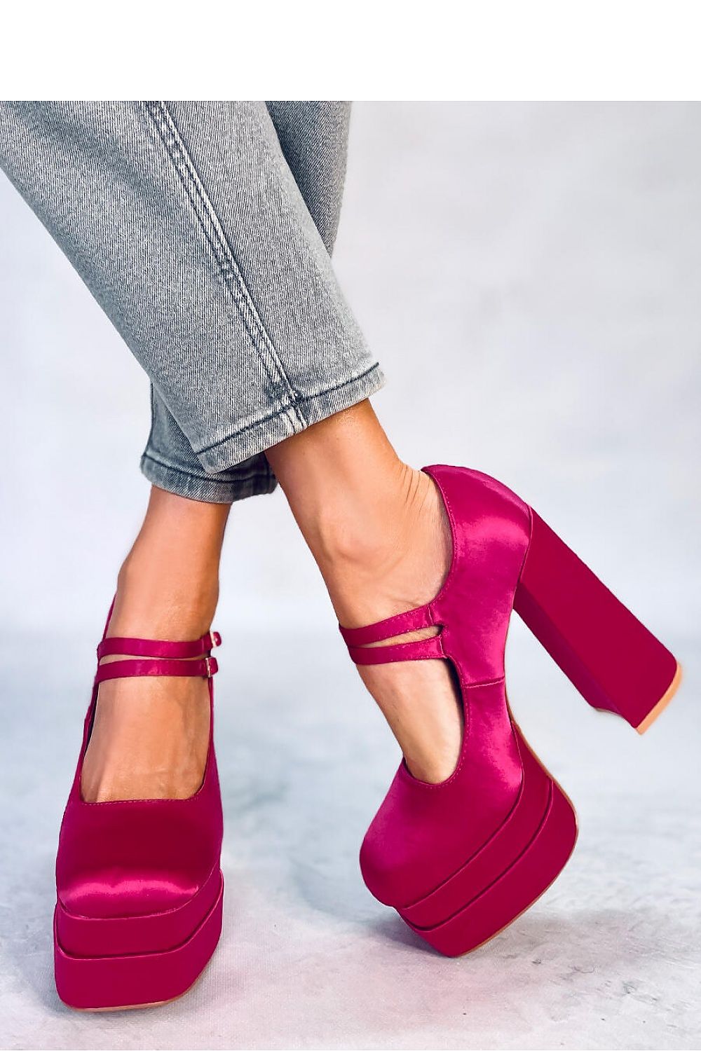 Platform pumps Inello