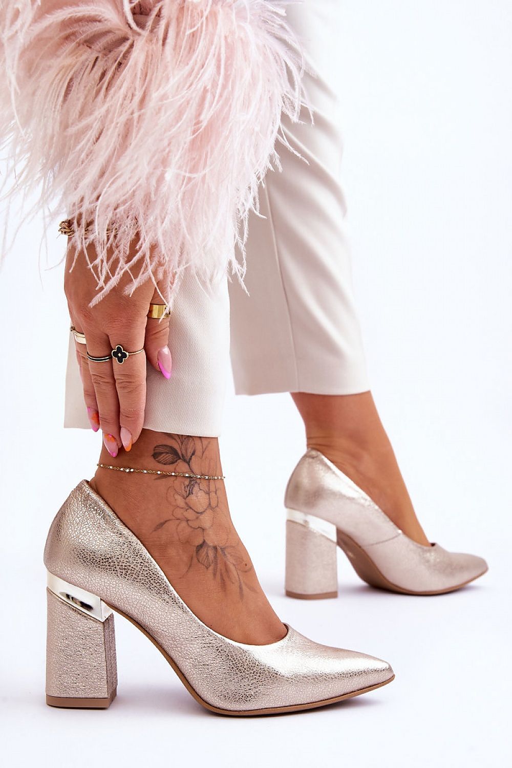 Block heel pumps Step in style